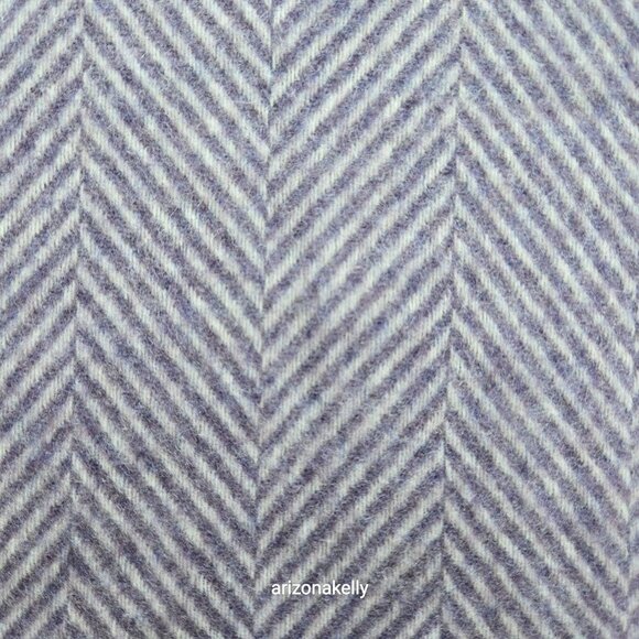 NWT Moon Merino Wool Herringbone Throw Blanket Purple Clover - Picture 9 of 15